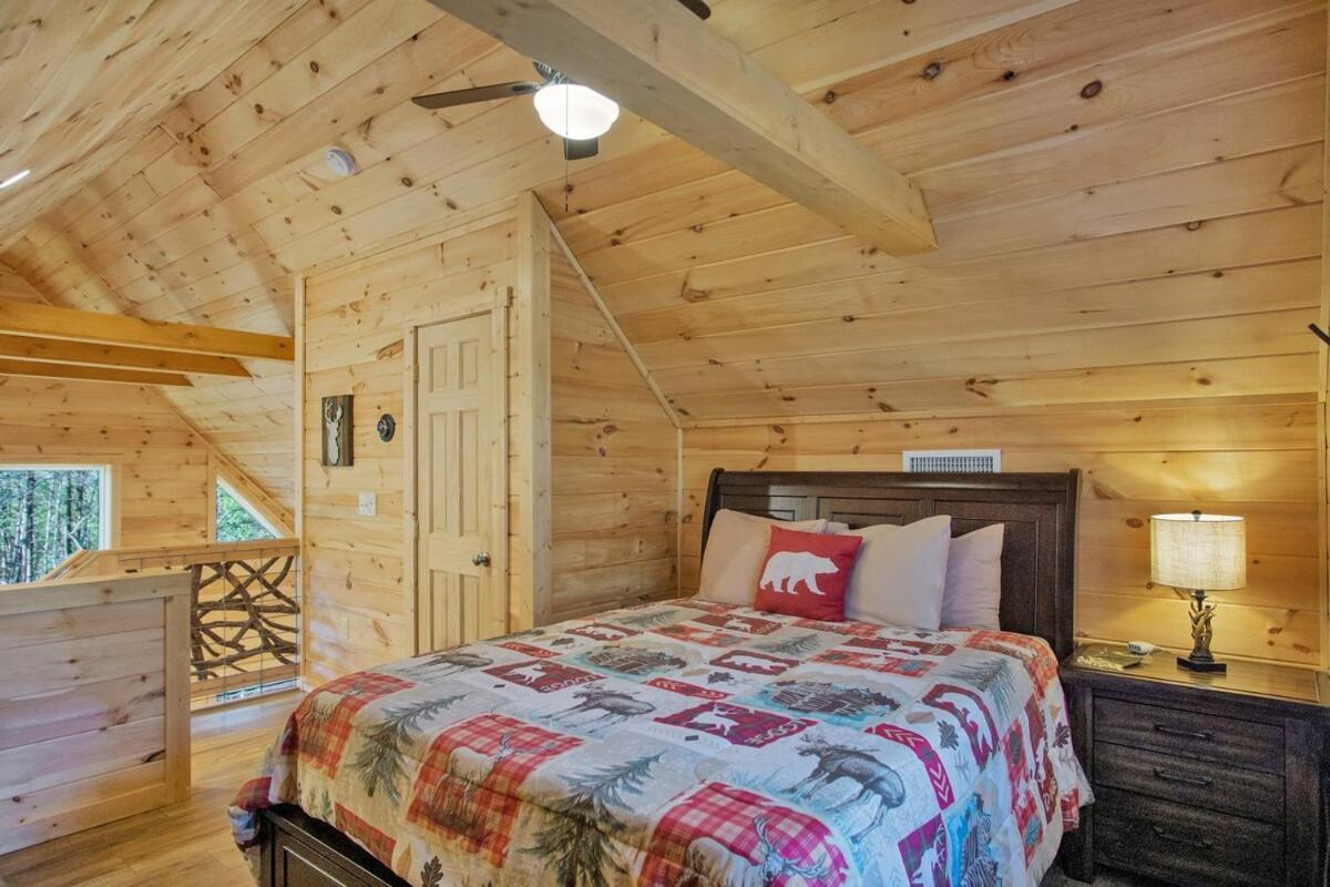 Twin Oaks Cabin Брайсон-Сити Экстерьер фото