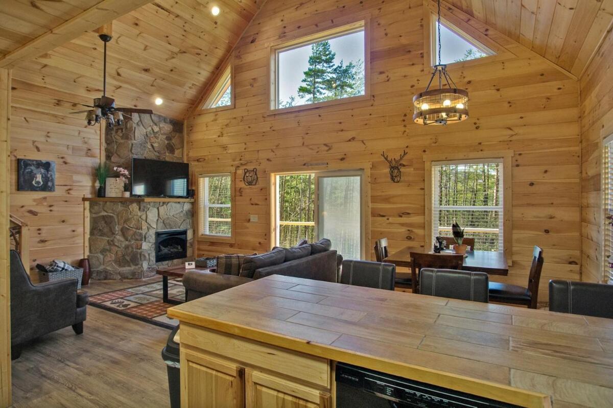 Twin Oaks Cabin Брайсон-Сити Экстерьер фото